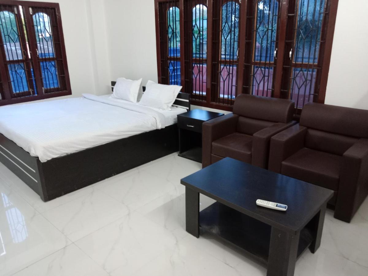غاواهاتي Niroda Guest House المظهر الخارجي الصورة